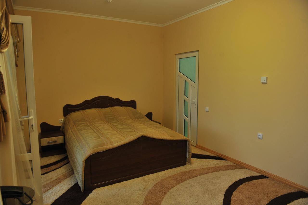 Отель Отель Андинна Черновцы