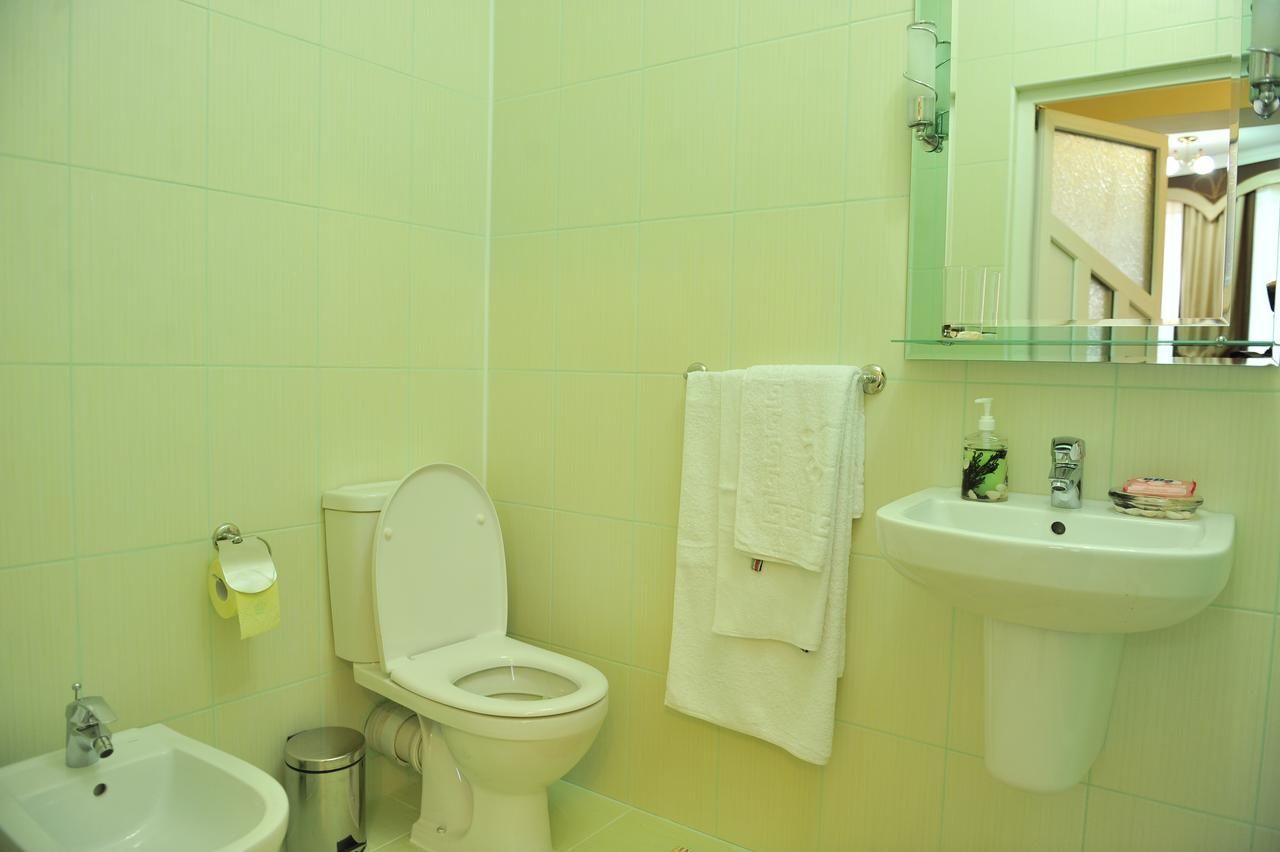 Отель Отель Андинна Черновцы