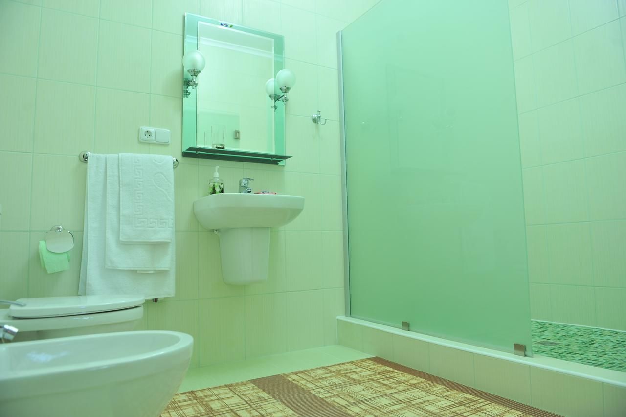 Отель Отель Андинна Черновцы