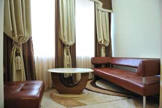 Отель Отель Андинна Черновцы Люкс-2